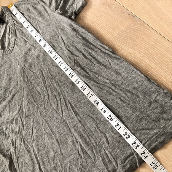 Theory 100% Pima Cotton V Neck T Shirt in Grey Size S - Picture 8 of 8